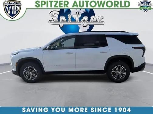 Summit White 2026 Chevrolet Traverse LT