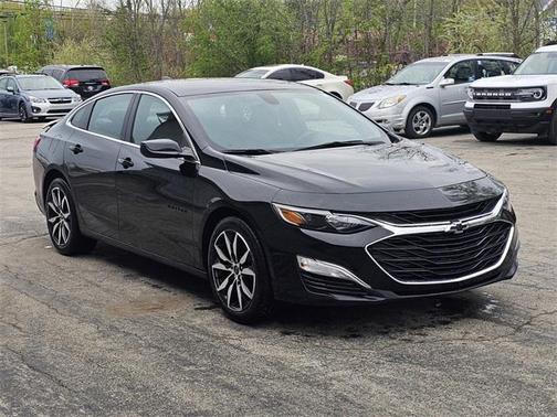 2021 Chevrolet Malibu FWD RS