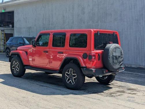 2024 Jeep Wrangler 4-Door Sahara 4x4