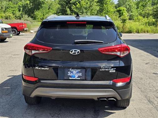 2016 Hyundai TUCSON Limited