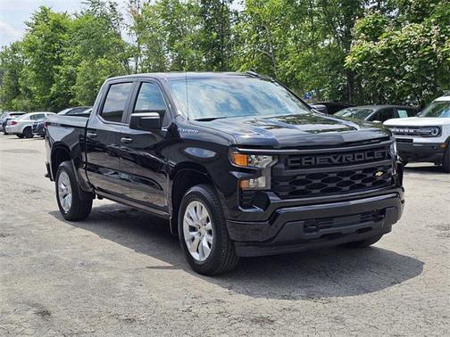 2022 Chevrolet Silverado 1500 Custom