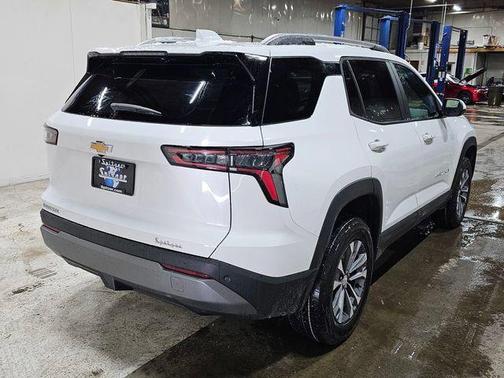 Summit White 2025 Chevrolet Equinox 1LT