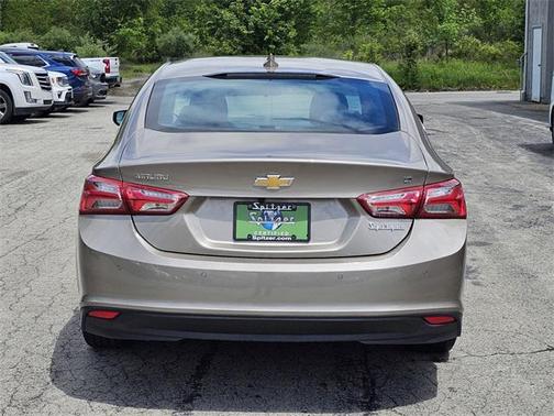 2022 Chevrolet Malibu FWD LT