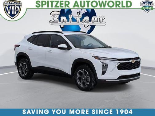 Summit White 2026 Chevrolet Trax LT