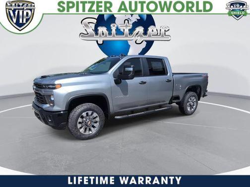 Sterling Gray Metallic 2026 Chevrolet Silverado 2500 Custom