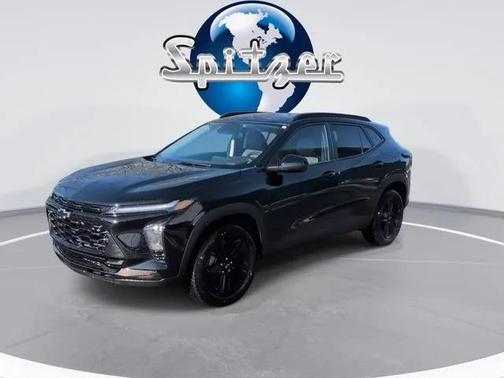 Mosaic Black Metallic 2026 Chevrolet Trax FWD ACTIV