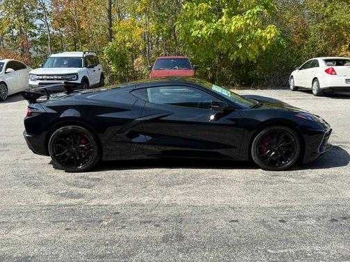 2026 Chevrolet Corvette Stingray w/1LT