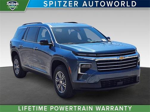 2025 Chevrolet Traverse LT