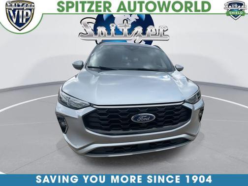 Iconic Silver Metallic 2023 Ford Escape ST-Line Elite