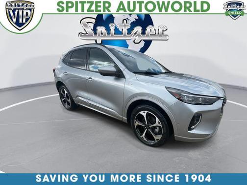 Iconic Silver Metallic 2023 Ford Escape ST-Line Elite