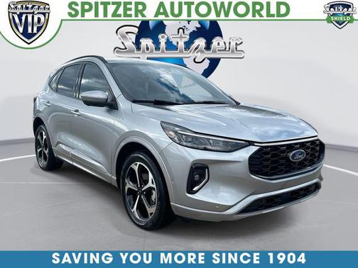 Iconic Silver Metallic 2023 Ford Escape ST-Line Elite