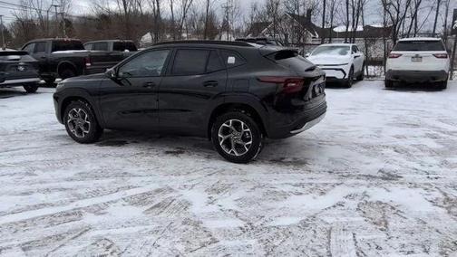 Mosaic Black Metallic 2026 Chevrolet Trax LT