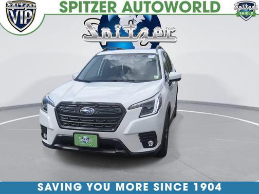 Crystal White Pearl 2024 Subaru Forester Premium