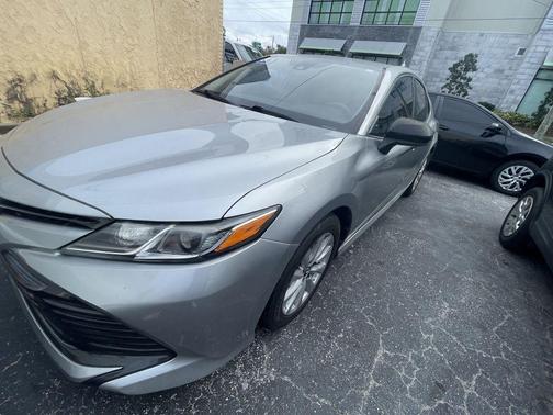 2019 Toyota Camry LE