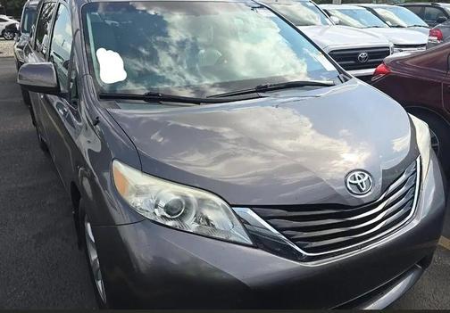 GRAY 2014 Toyota Sienna LE