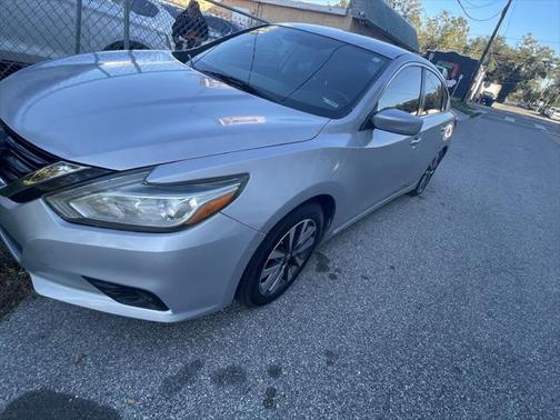2017 Nissan Altima 2.5 SV