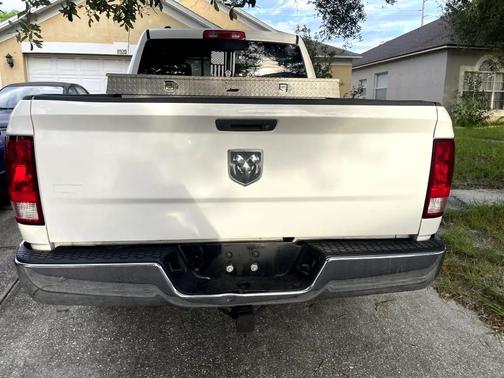 2018 RAM 1500 SLT