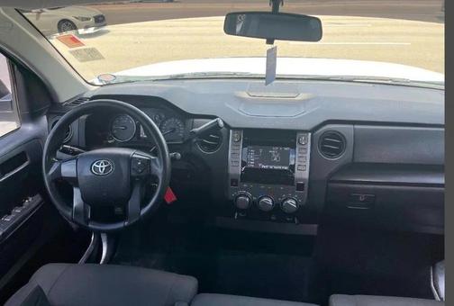 2016 Toyota Tundra SR5