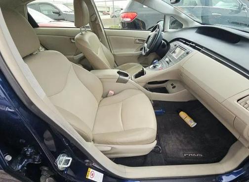 BLUE 2013 Toyota Prius Three