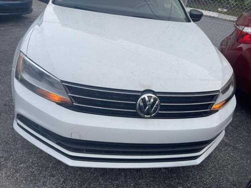 2015 Volkswagen Jetta Auto S w/Technology