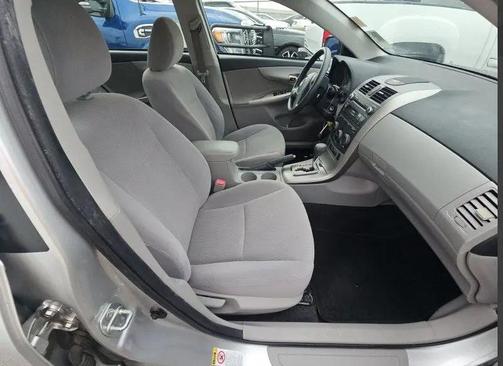 SILVER 2011 Toyota Corolla S