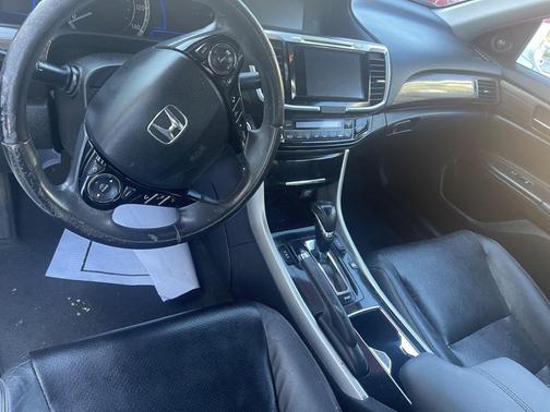 2017 Honda Accord Hybrid EX-L