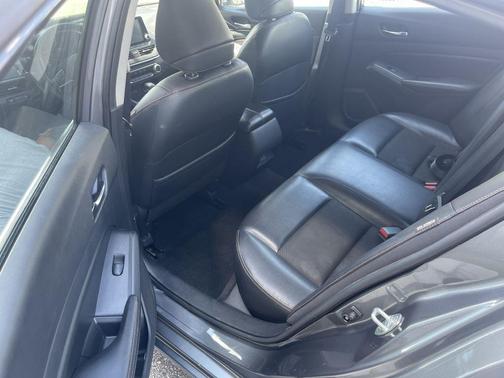 2020 Nissan Altima SR FWD