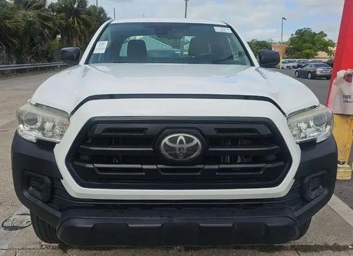 2018 Toyota Tacoma SR5