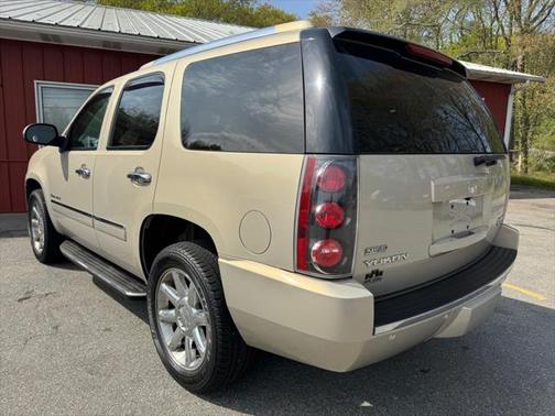 2009 GMC Yukon Denali