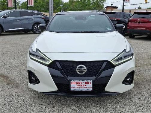 White 2021 Nissan Maxima SR