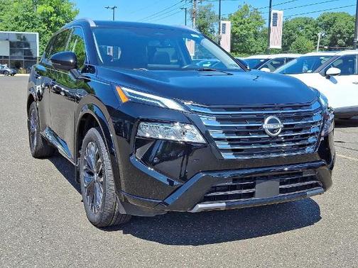 2024 Nissan Rogue Platinum