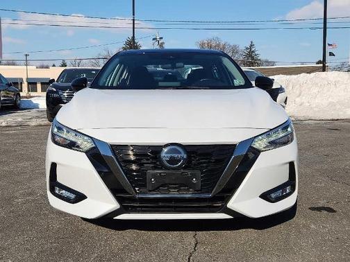 2023 Nissan Sentra SR
