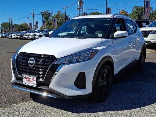 2023 Nissan Kicks SV