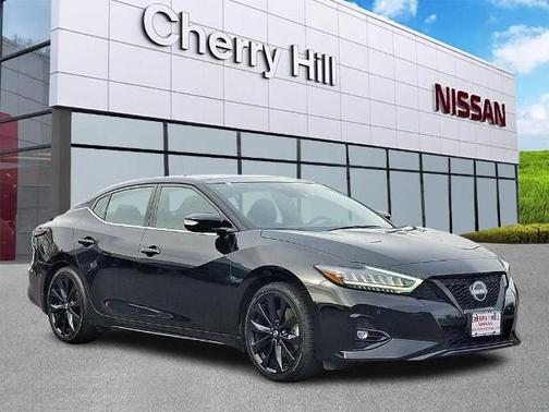 2023 Nissan Maxima SR