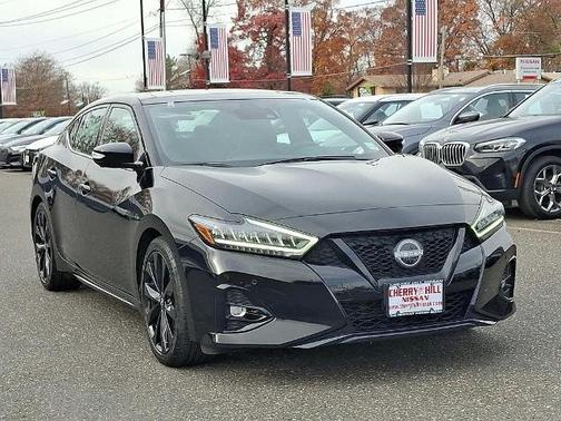 2023 Nissan Maxima SR