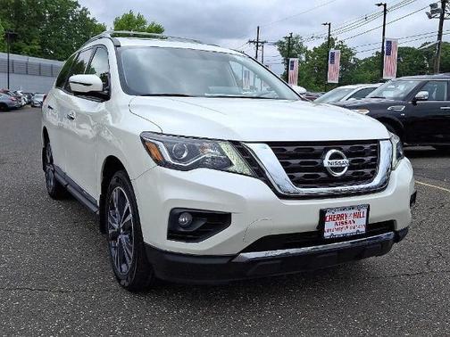 2020 Nissan Pathfinder Platinum