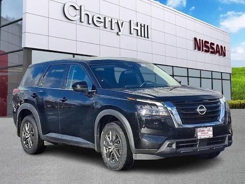 2023 Nissan Pathfinder S