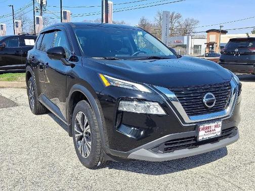 Black 2021 Nissan Rogue SV