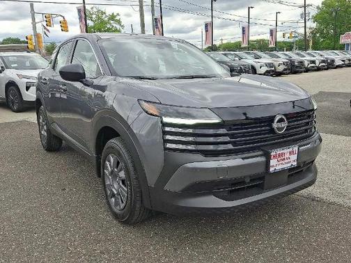 Gun Metallic 2026 Nissan Kicks S