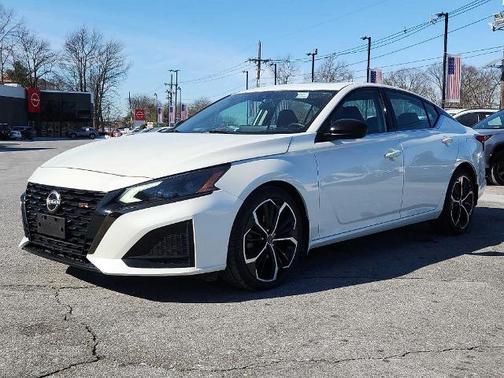 2023 Nissan Altima 2.5 SR