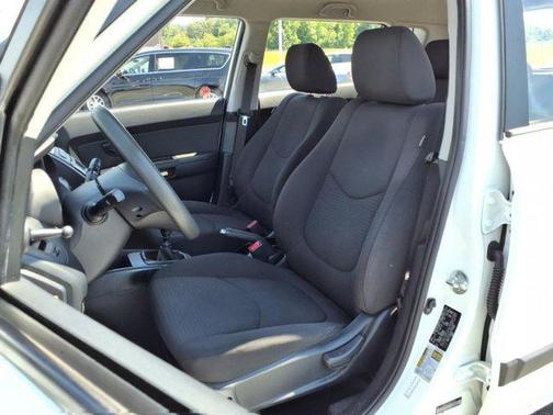 2013 Kia Soul Base
