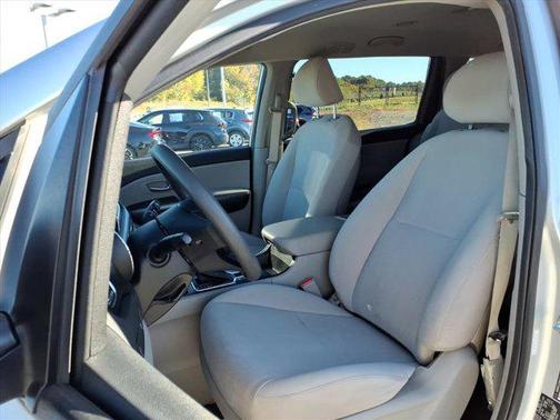 2021 Kia Sedona LX
