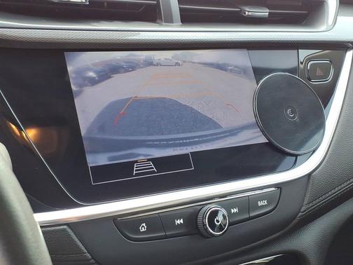 White Frost Tricoat 2021 Buick Encore GX Select