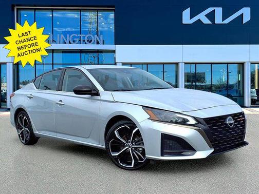 2024 Nissan Altima SR FWD