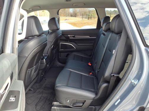 2025 Kia Telluride LX