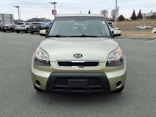 2011 Kia Soul +