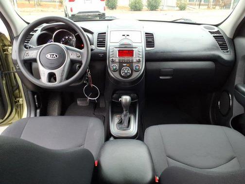 2011 Kia Soul +