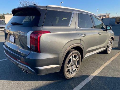 2025 Hyundai PALISADE SEL Premium