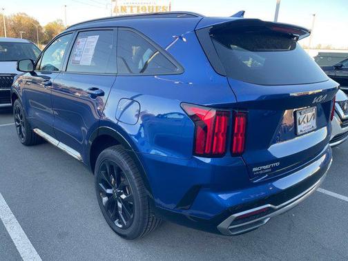 Sapphire Blue 2023 Kia Sorento SX