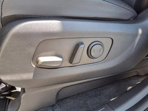 2022 Kia Carnival LXS